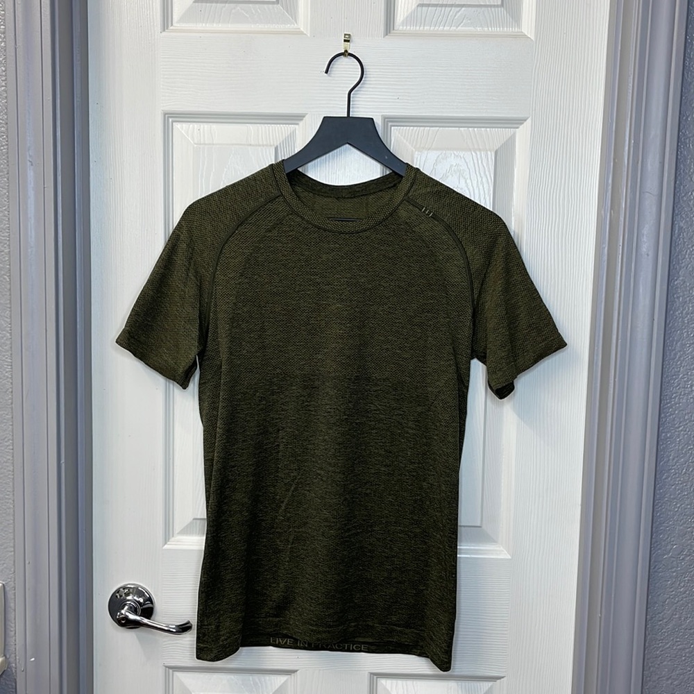 Lululemon 🍋 Metal Vent Tech SS